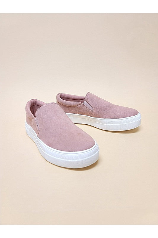 SLIP ON CASUAL SNEAKERS - MONLANE