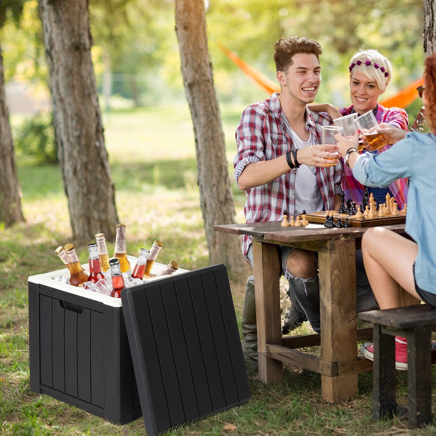 Portable Ice Chest with Built-in Handle