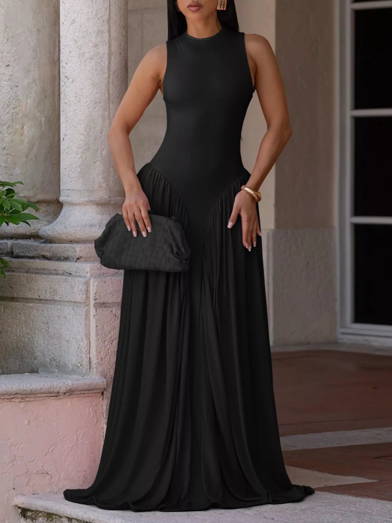 Sleeveless O-Neck Maxi Dress