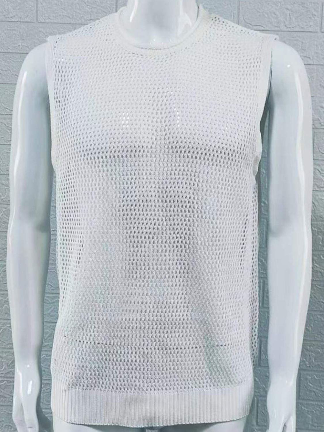 Men's Sleeveless Knit Top