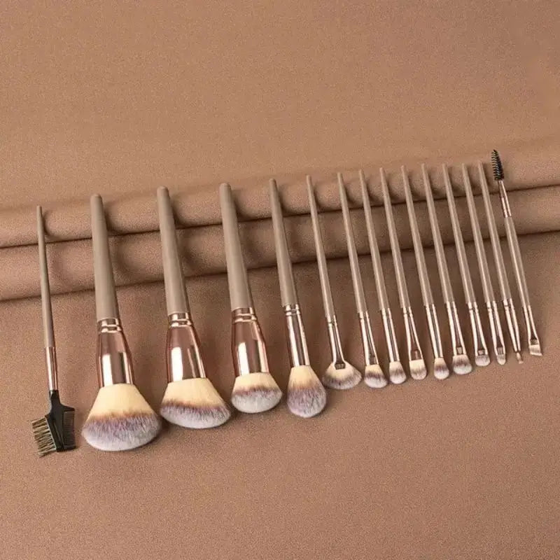 Soft Fluffy MakeUp Brush Set