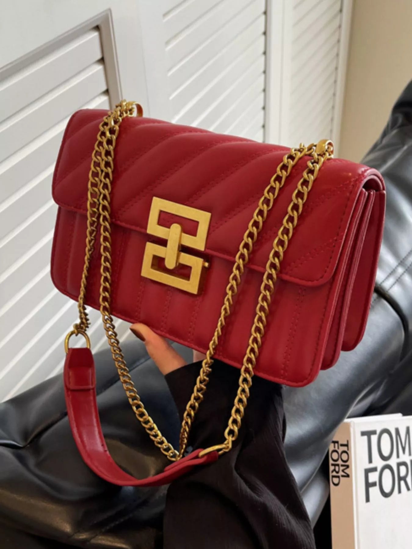 Quilted Flap Chain Crossbody Bag