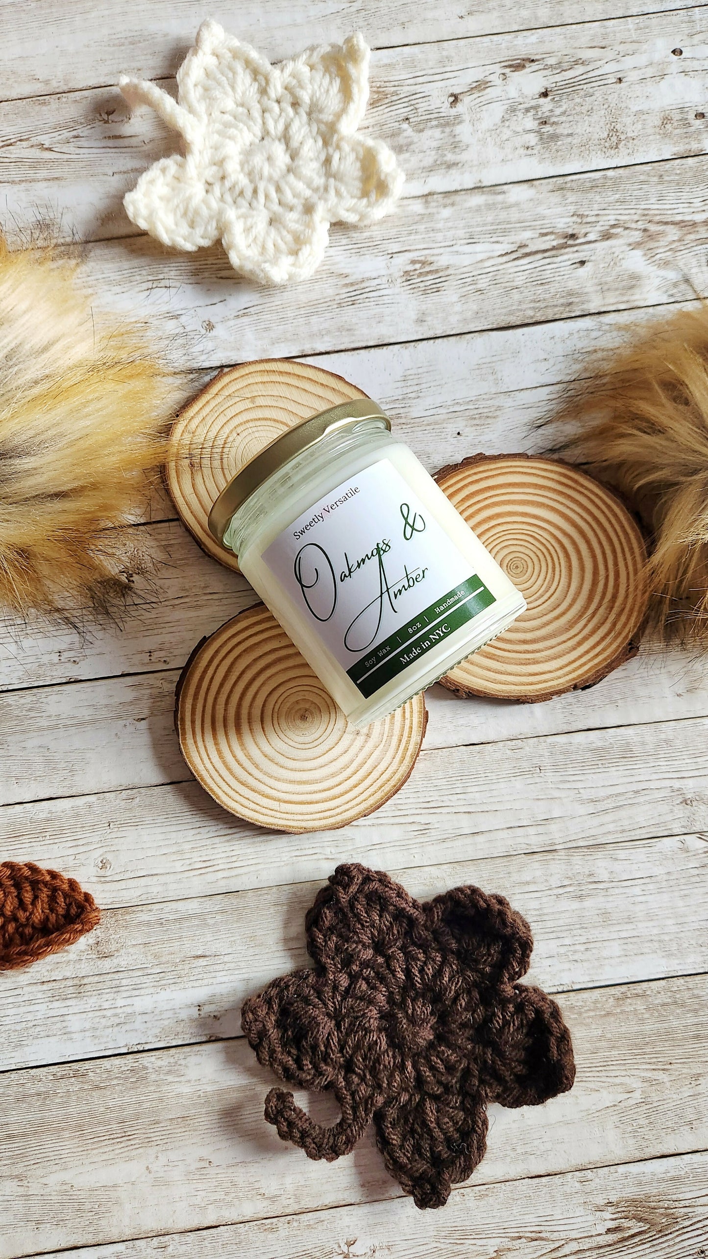 Oakmoss & Amber Candle - MONLANE