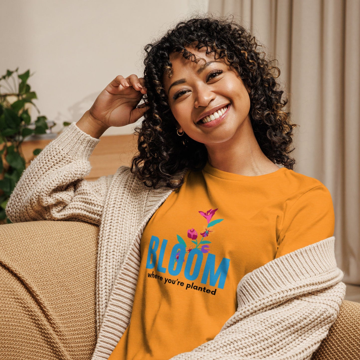 Women's Relaxed T-Shirt - MONLANE